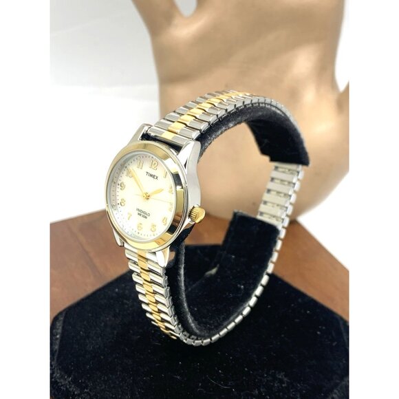 Timex Women's Watch T2M828 Quartz Indiglo Mother of Pearl Dial Two Tone Steel - Picture 2 of 15